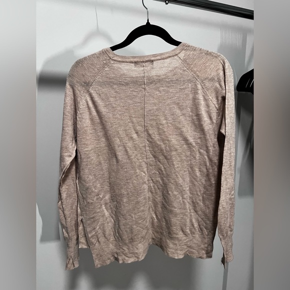 Thin Knit Sweater - Picture 2 of 3